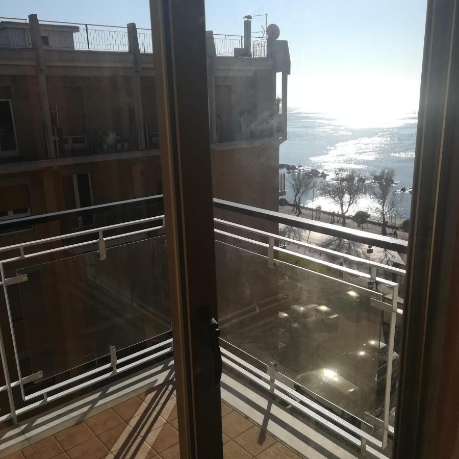 V I P Suites Cielo Stellato On Concordia Sea Salerno Kültér fotó
