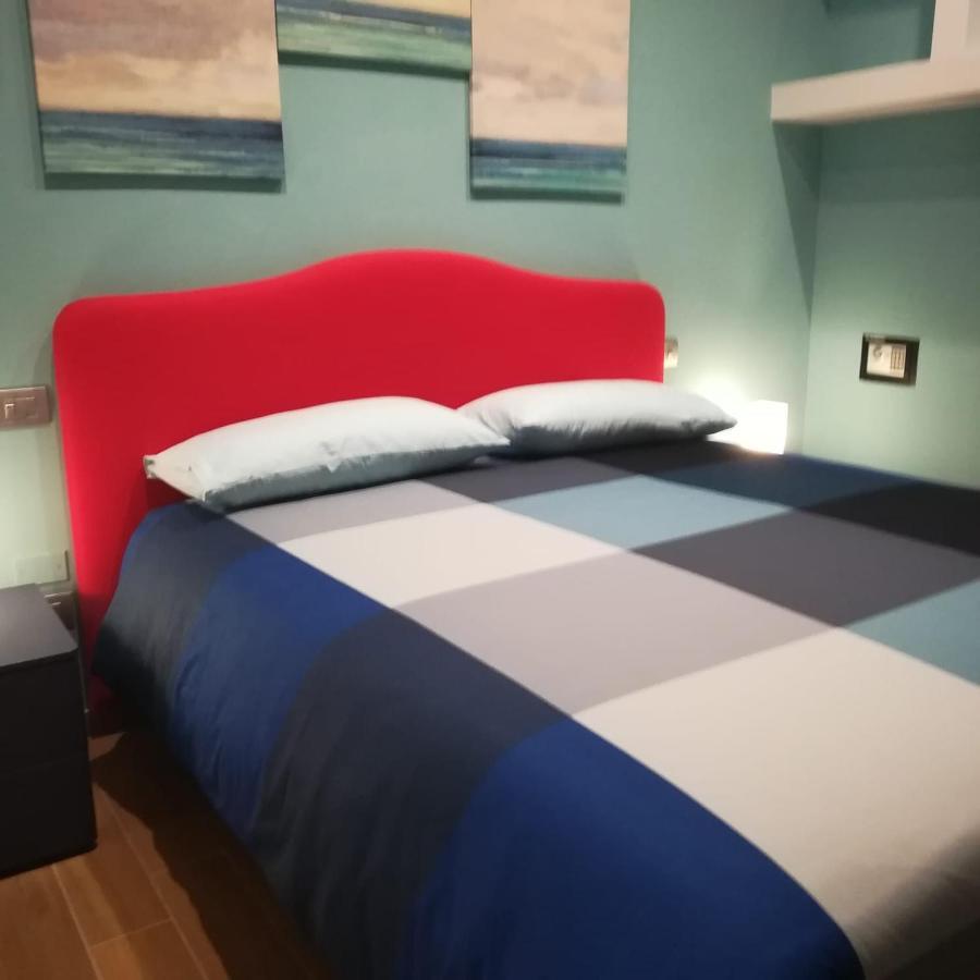 V I P Suites Cielo Stellato On Concordia Sea Salerno Kültér fotó