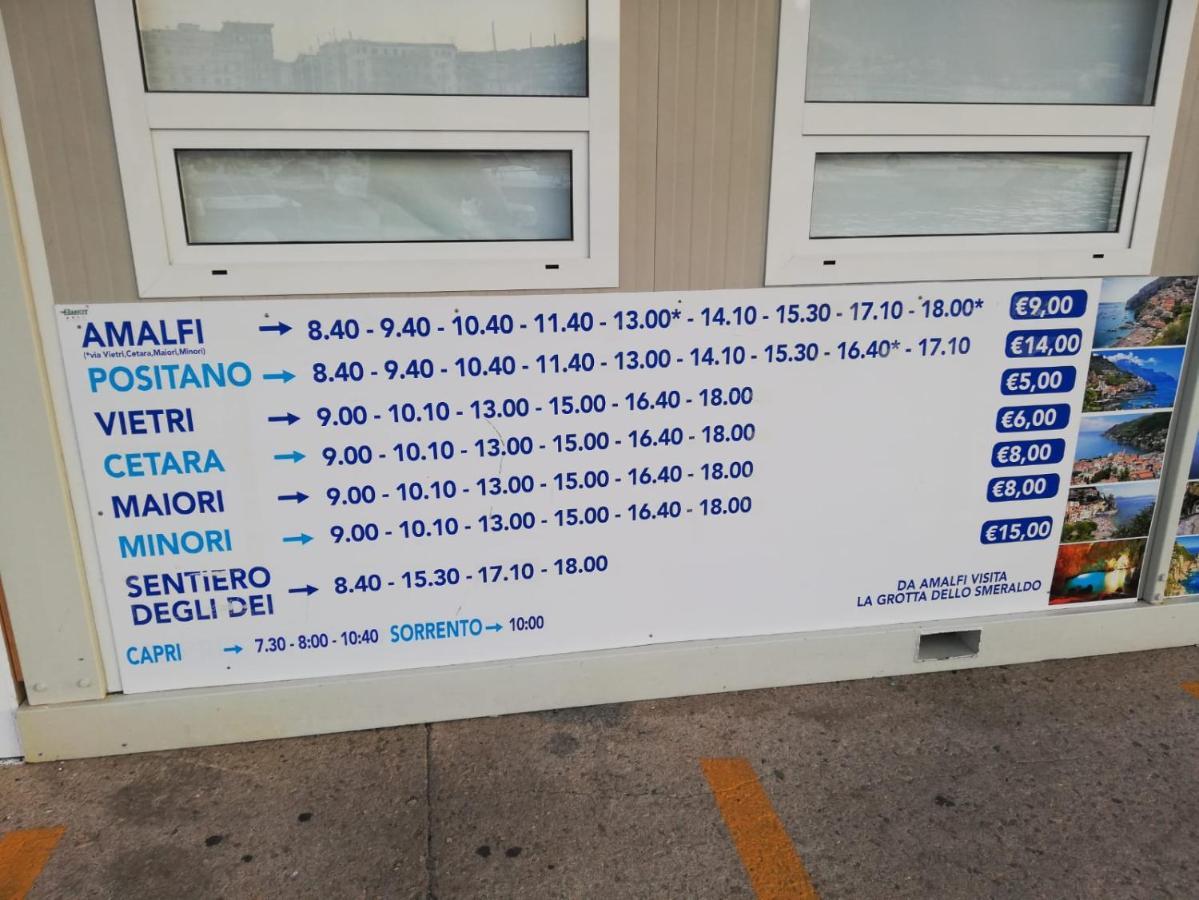 V I P Suites Cielo Stellato On Concordia Sea Salerno Kültér fotó