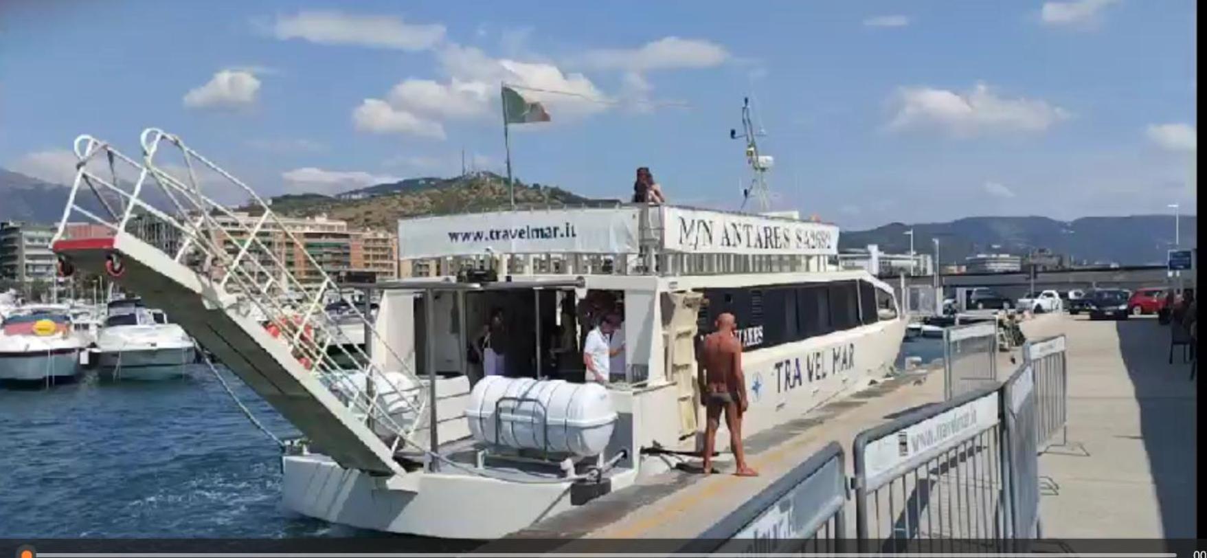 V I P Suites Cielo Stellato On Concordia Sea Salerno Kültér fotó