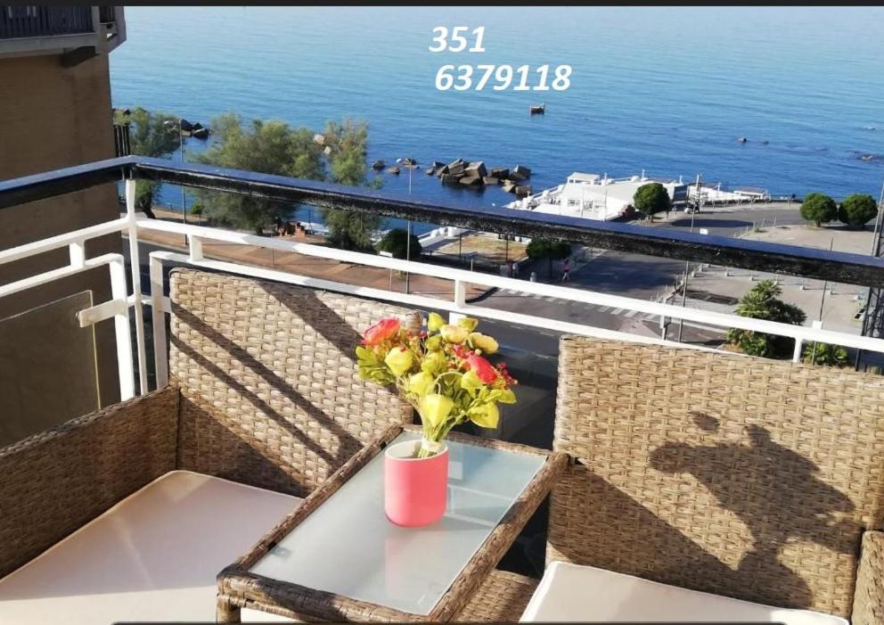 V I P Suites Cielo Stellato On Concordia Sea Salerno Kültér fotó